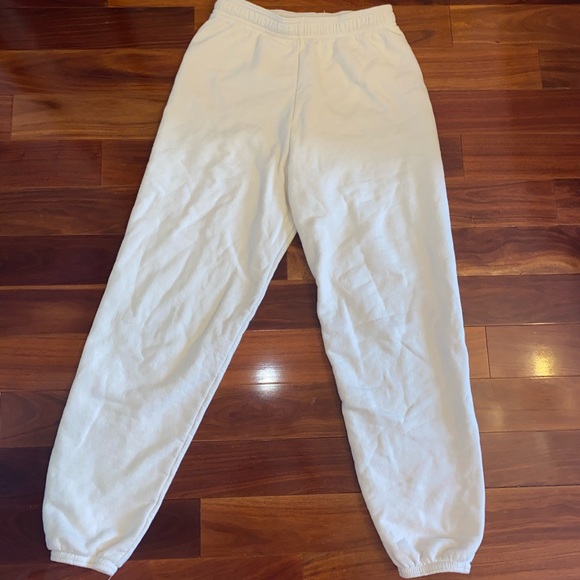 White sweatpants - Picture 2 of 2
